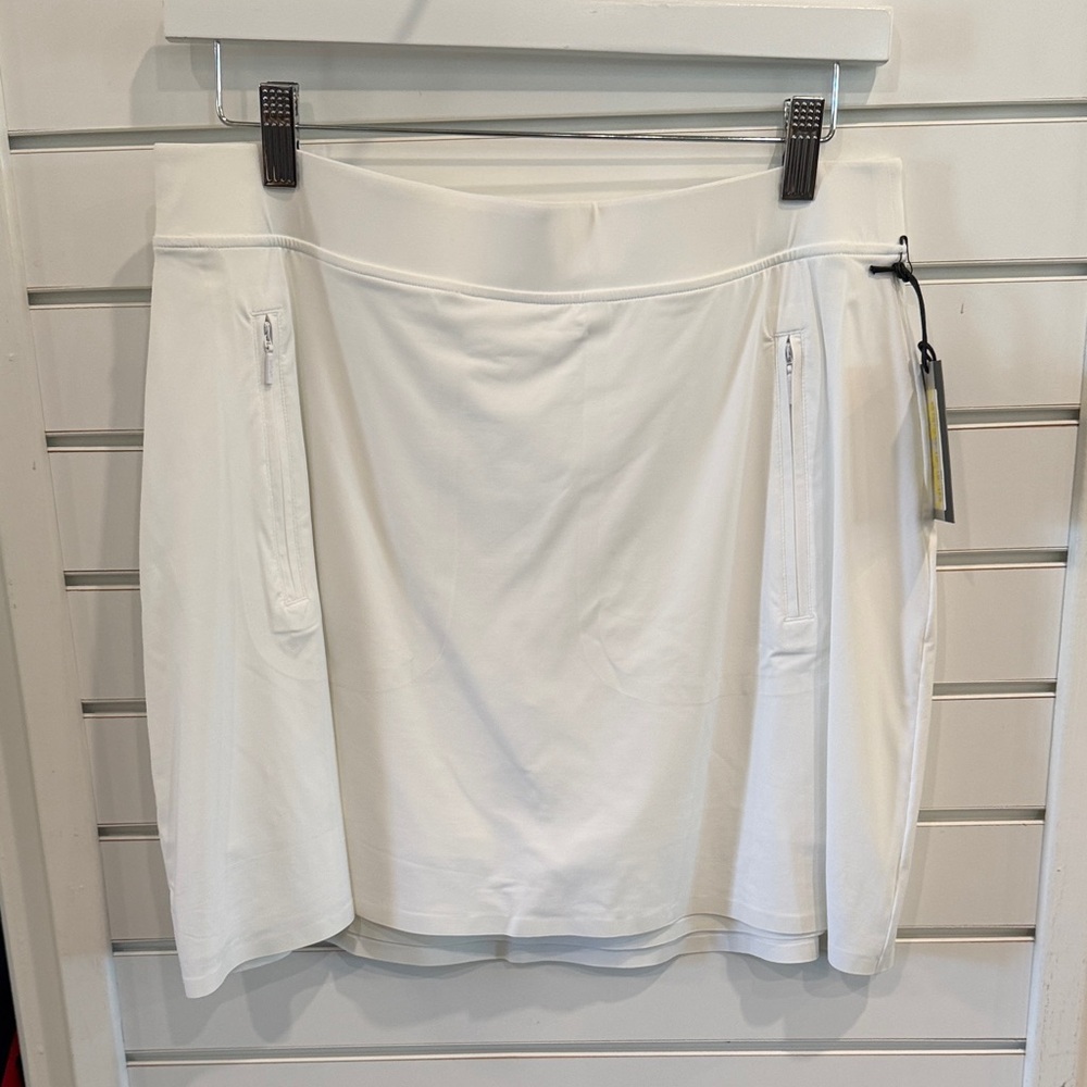 G/FORE White A-Line Performance Skort with Zip Pockets